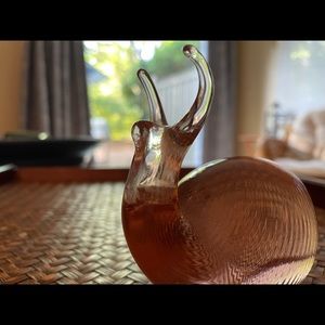 Sweet Pink Glass 🐌 Snail